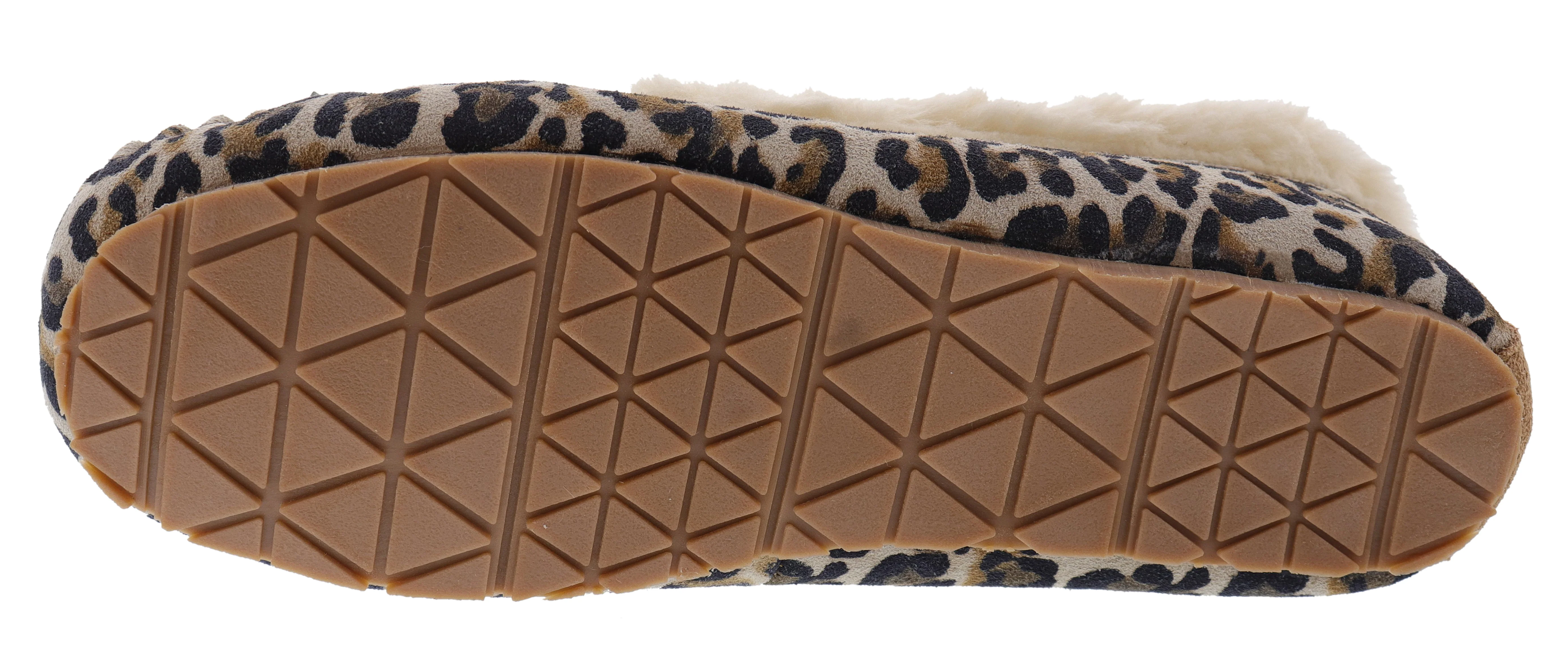Clarks Women's Indoor Outdoor Moccasin Slippers Dolly - Image 5
