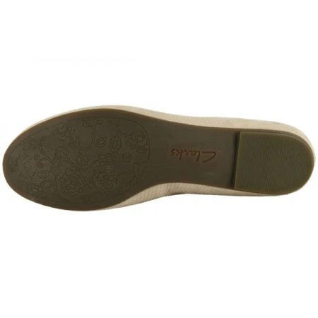 Clarks Valley Lounge Women's Dressy Flats Shoes - Image 5